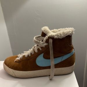 Vintage Nike shoes